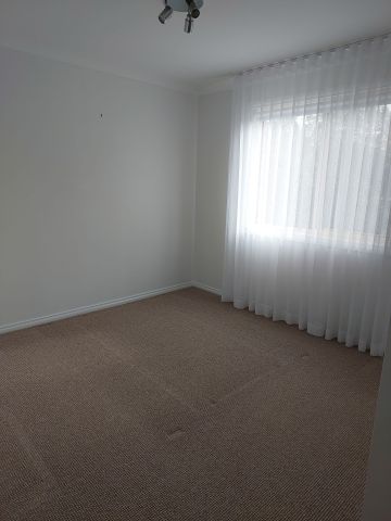 Central Corrimal Townhouse - Photo 4