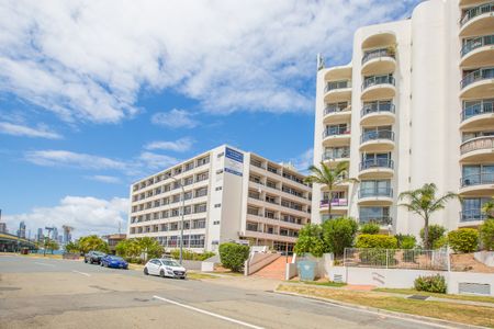 515/2 Barney Street, Southport QLD 4215 - Apartment For Rent - $460 | Domain - Photo 2