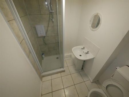 The Mount, Bournemouth, BH1 - Photo 5