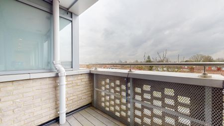 Eastcote Avenue, Sudbury Hill, UB6 - Photo 3