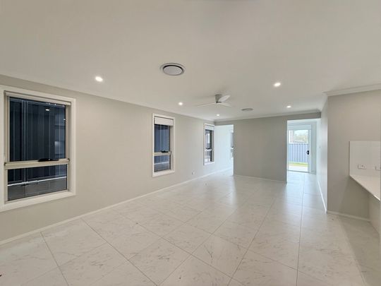 Register Your Attendance Now to Inspect! - Photo 1