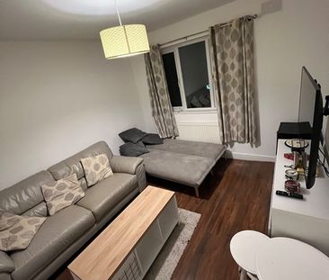 3 Bed Terraced House, Norbury Court Road, SW16 - Photo 1