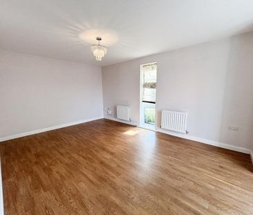 3 bedroom semi-detached house to rent - Photo 6