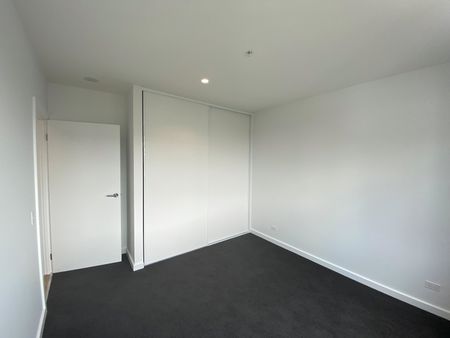 202/31 Lobb Street, Brunswick VIC 3056 - Photo 2