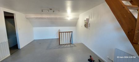 Location Appartement 2 pièces 29m² CAMBRAI 59400 - Photo 2