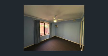 Great Size Family Home! - Photo 2