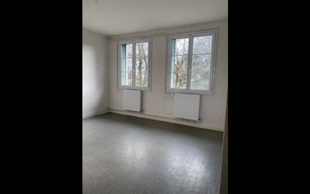 Location Maison 4 pièces 98 m² Issoudun - Photo 5