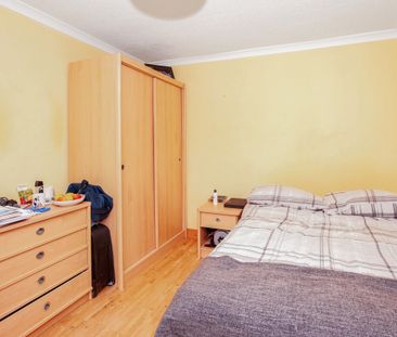 Queens Drive, Bath, BA2 - Photo 3