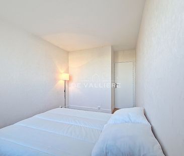 Location Appartement 2 pièces 46m² NANTERRE 92000 - Photo 2