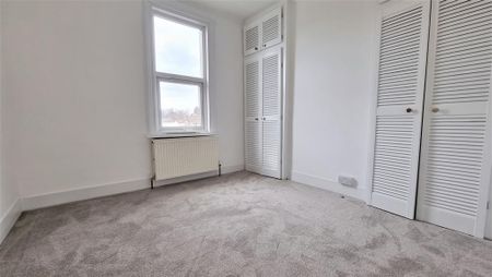 2 bedroom cottage to rent - Photo 2