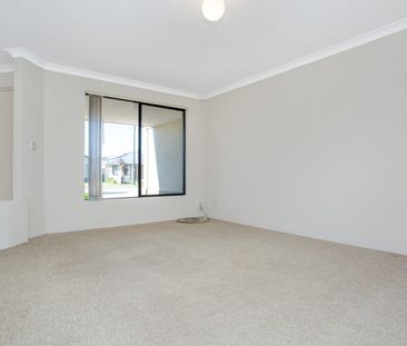 8 Meerup Drive, Success, WA 6164 - Photo 5