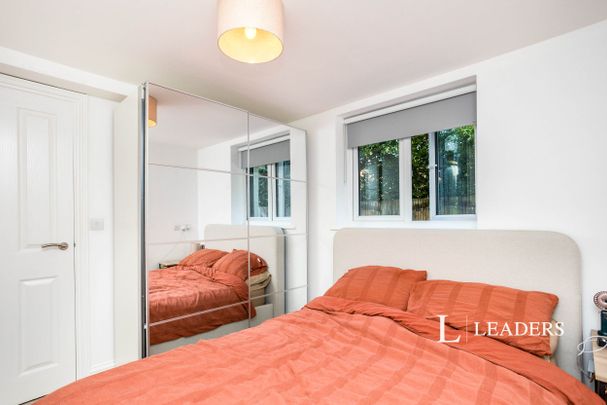 1 bedroom flat to rent Stonebridge Place, Horsham - Photo 1