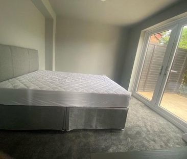1 bedroom house of multiple occupation to rent - Photo 1