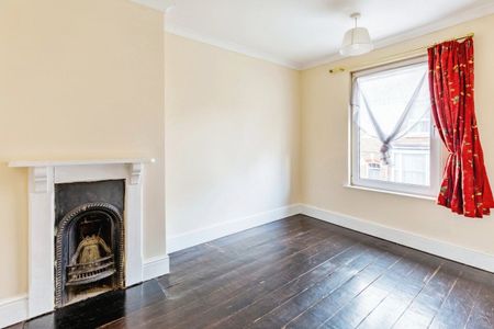 Wellington Street - Photo 5