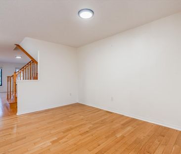 For Lease - 17 Castle Park Boulevard, Vaughan, Ontario - Photo 4