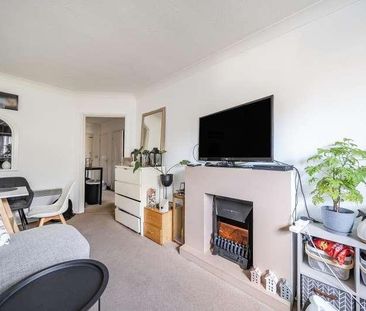 Staines Road West, Sunbury-on-thames, TW16 - Photo 3