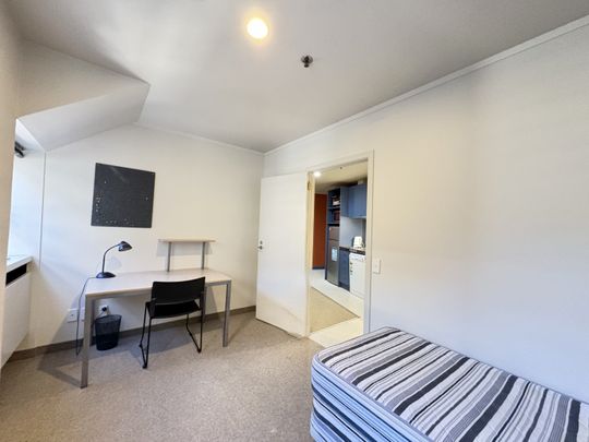 38-42 The Terrace, Wellington Central - Photo 1