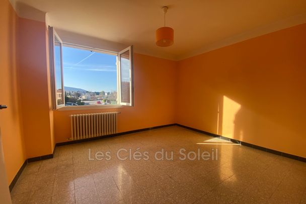 Location maison 3 chambres 146 m² Brignoles - Photo 1