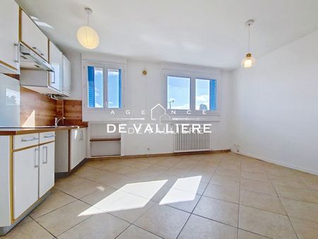 Location Appartement 2 pièces 40m² RUEIL MALMAISON 92500 - Photo 4