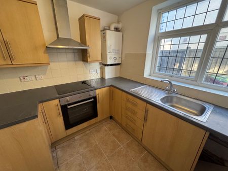 Luton Road, Cleveleys - Photo 2