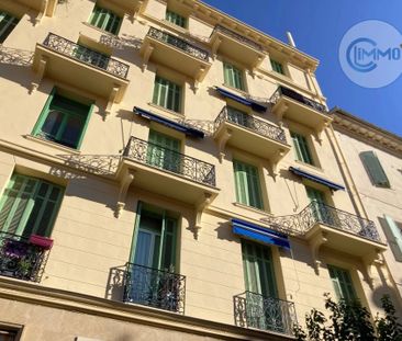 Exclusivité – Rare à Menton, 3 pièces meublé avec vue mer en dernie... - Photo 1