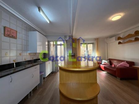 Piso de alquiler en Calle Conde de Cabarrús, Salesas - Photo 5