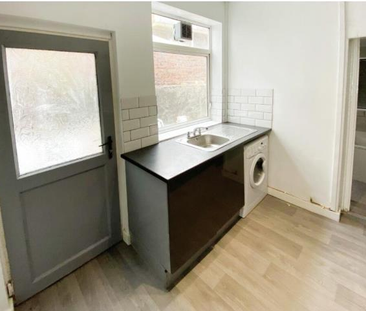 Edward Terrace, Abertridwr, CAERPHILLY - Photo 5