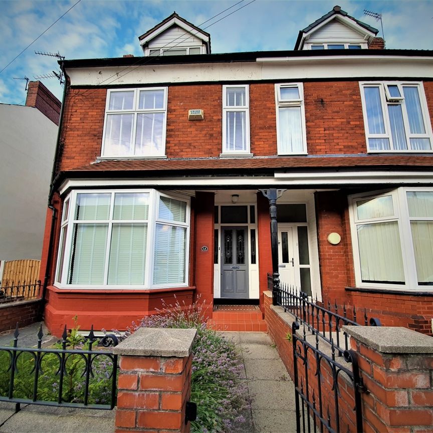 Room in a Shared House, Denstone Road, M6 - Photo 1