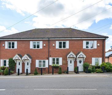 2 bedroom terraced house to rent - Photo 1