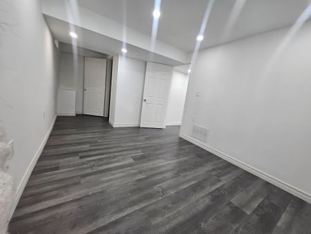 For Lease - 41 Royal Links Circle Unit# (Bsmt), Brampton, Ontario - Photo 4