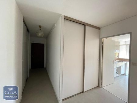 Location Appartement 3 pièces 68m² LE MANS 72000 - Photo 2