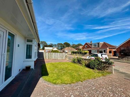 Brierdene Road, Whitley Bay, NE26 - Photo 2