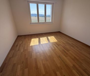 Helle 4-Zimmer-Wohnung mit Balkon und Weitsicht bis zu den Alpen - Foto 3