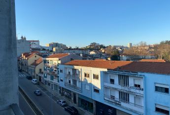 Apartamento T1 para Arrendar Mobilado e Equipado na Campanhã