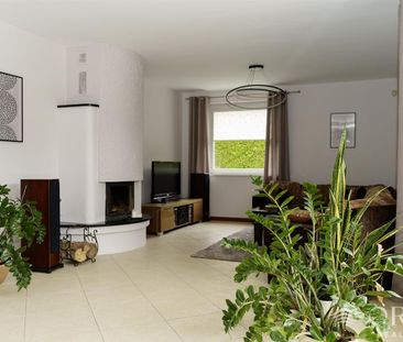 Dom wolnostojący Suchy Dwór, ul. Makuszyńskiego - Zdjęcie 1