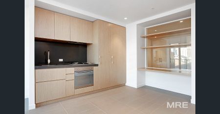 Designer apartment with city views - Photo 3