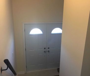 For Lease - 162 Edmonton Drive Unit# Upper, Toronto, Ontario - Photo 3