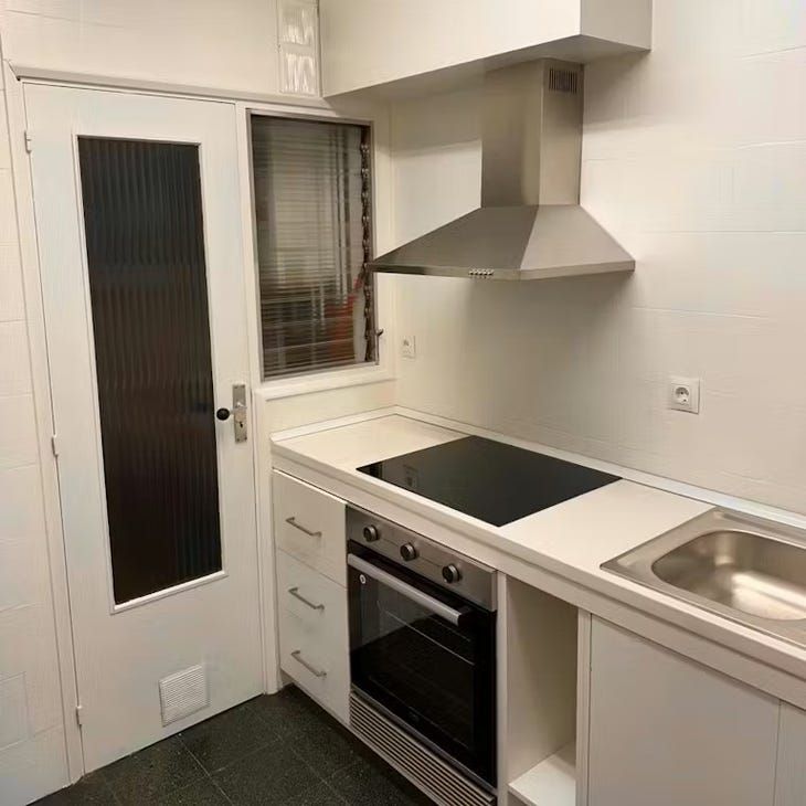 Carrer de Sant Elies, Barcelona, Catalonia 08006 - Photo 1