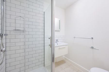 Comeragh Road, W14, London - Photo 5