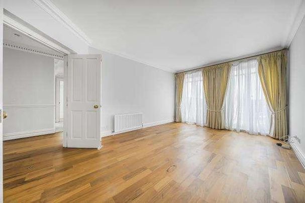 Richmond Bridge, East Twickenham, TW1 - Photo 1