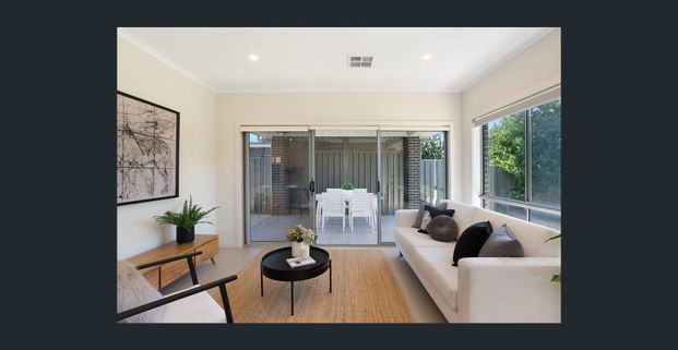 BEAUTIFULLY PRESENTED 3 BEDROOM HOME IN GREAT LOCATION - Photo 1