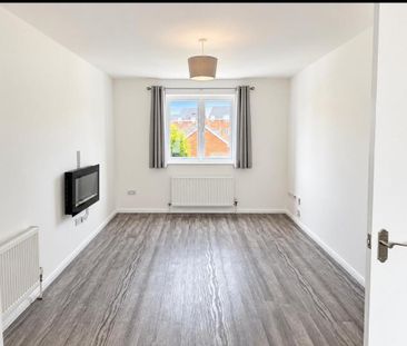 2 bedroom apartment to rent - Photo 6