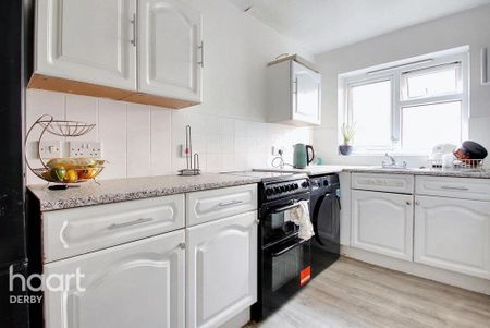 1 bedroom maisonette to rent - Photo 3