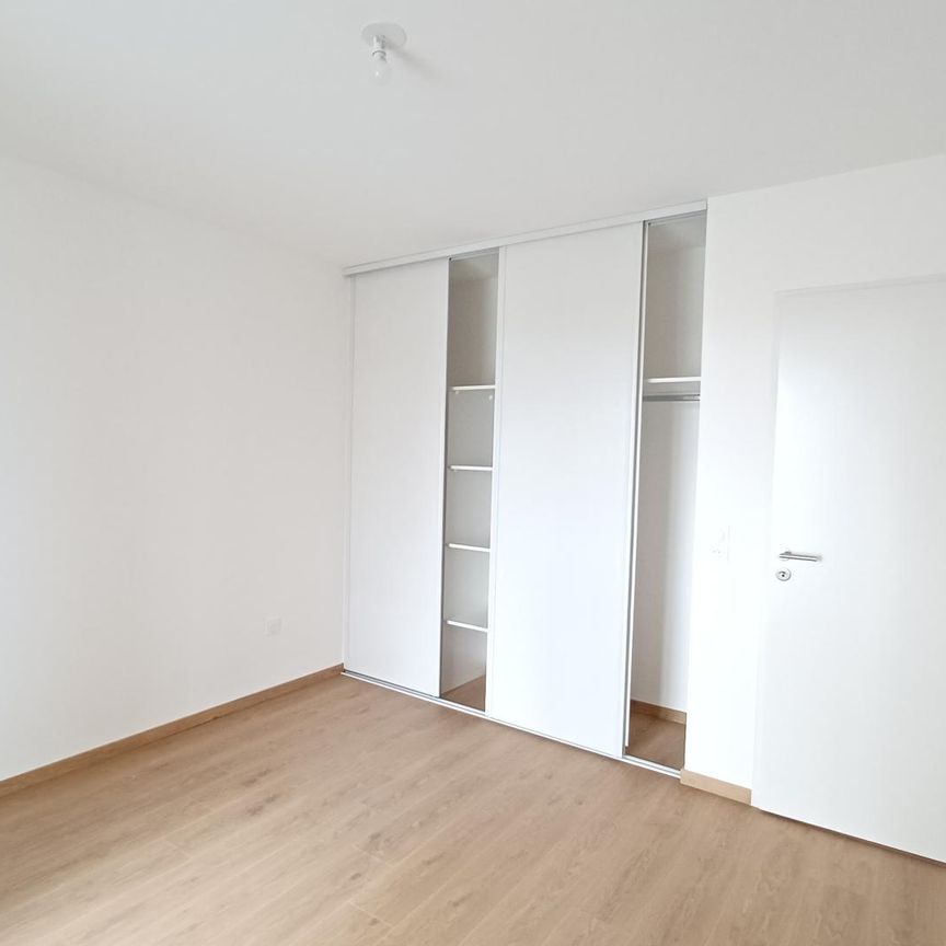 location Appartement T3 DE 64.57m² À BORDEAUX - Photo 1