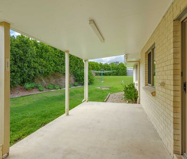 Great size home in Jones Hill! - Photo 6