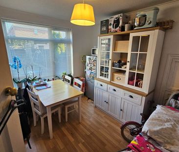 122 Middlemarch Road, Coventry, Radford - Photo 2