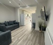 Room 6, Terry Road, Coventry - Photo 2