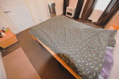 2 bedroom House in Cross Flatts Grove, Leeds - Photo 3