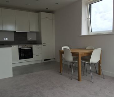 1 Bed Flat, Skylark House, RG2 - Photo 6