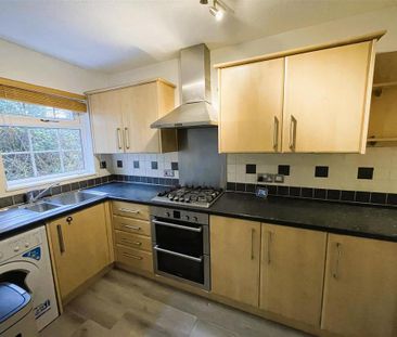 2 bedroom terraced house to rent - Photo 5